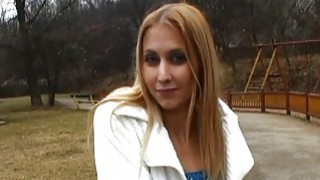 Charmig gal is showing off her wazoo outdoors